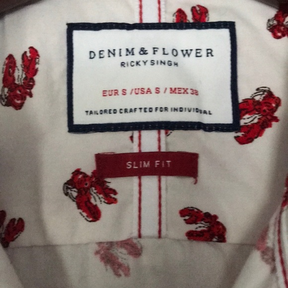 Denim and Flower, Short Sleeve Button-Up, Small - Picture 3 of 5